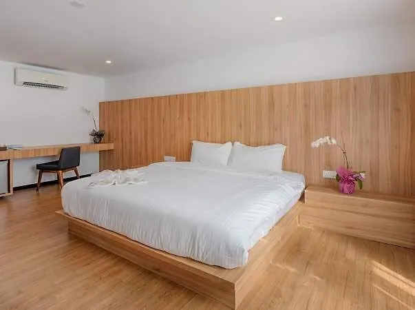 Lot 33 Boutique Hotel Pantai Cenang