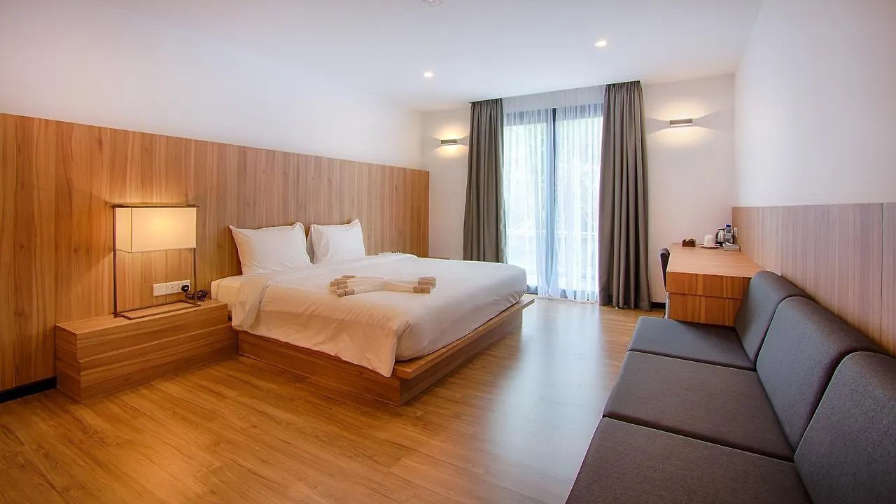 Lot 33 Boutique Hotel Pantai Cenang