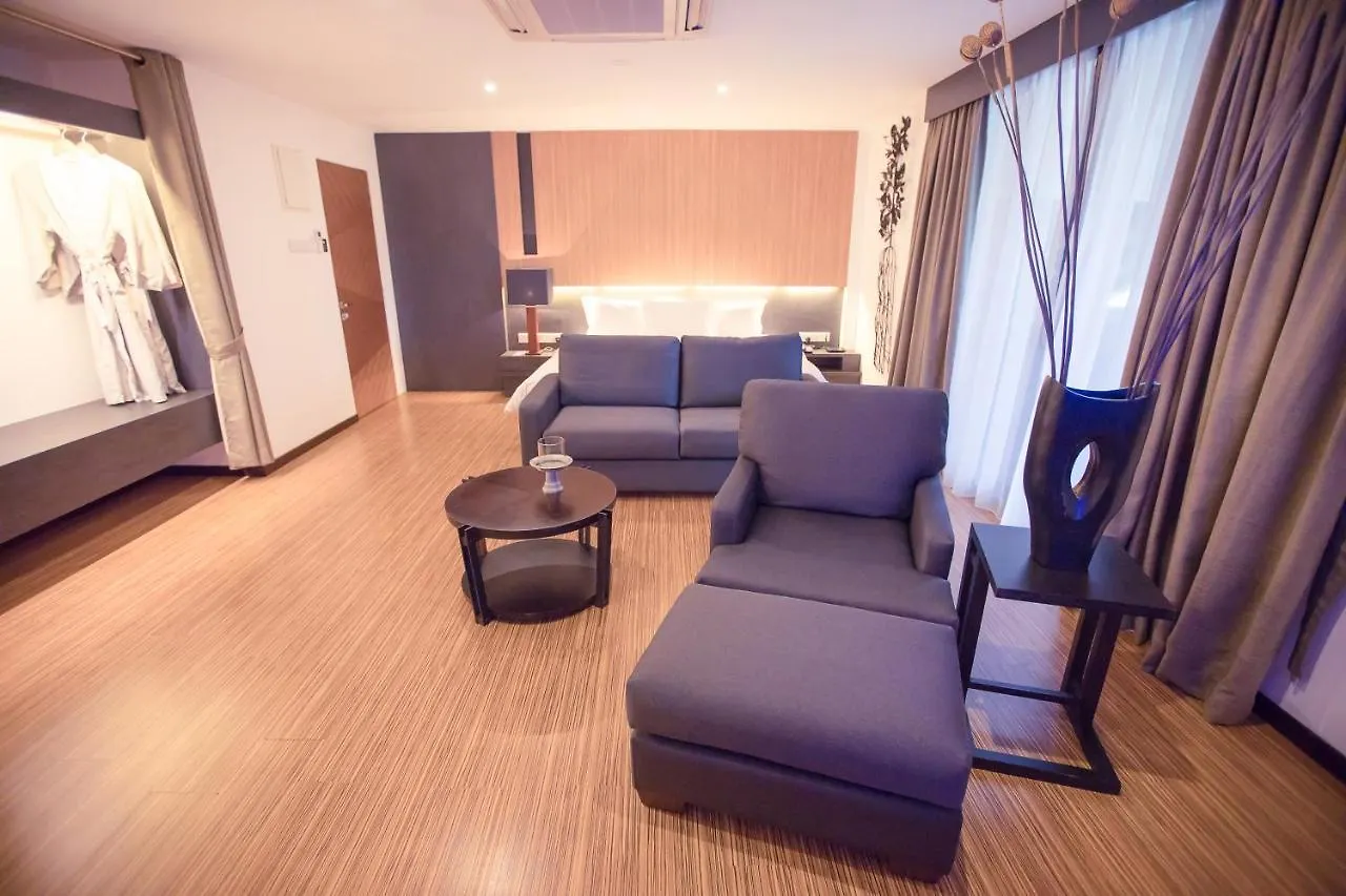 Lot 33 Boutique Hotel Pantai Cenang